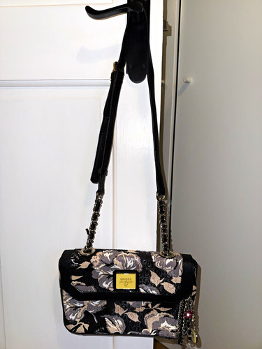 Guess floral jacquard flap - guess,